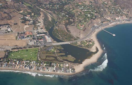 Aerial view of Surfrider Beach, Adamson House and Malibu Lagoon, CA © 2009 Google Maps